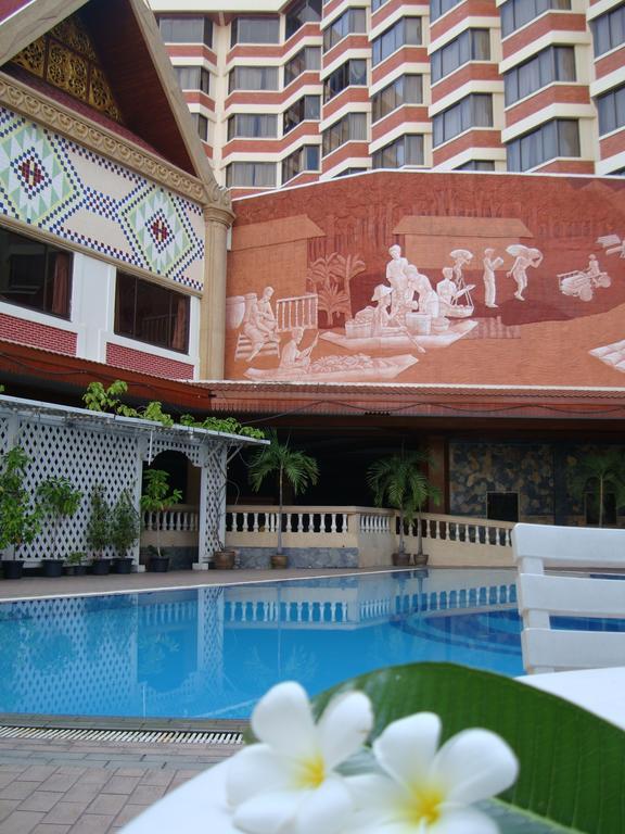 Chiang Mai Phucome Hotel Bagian luar foto
