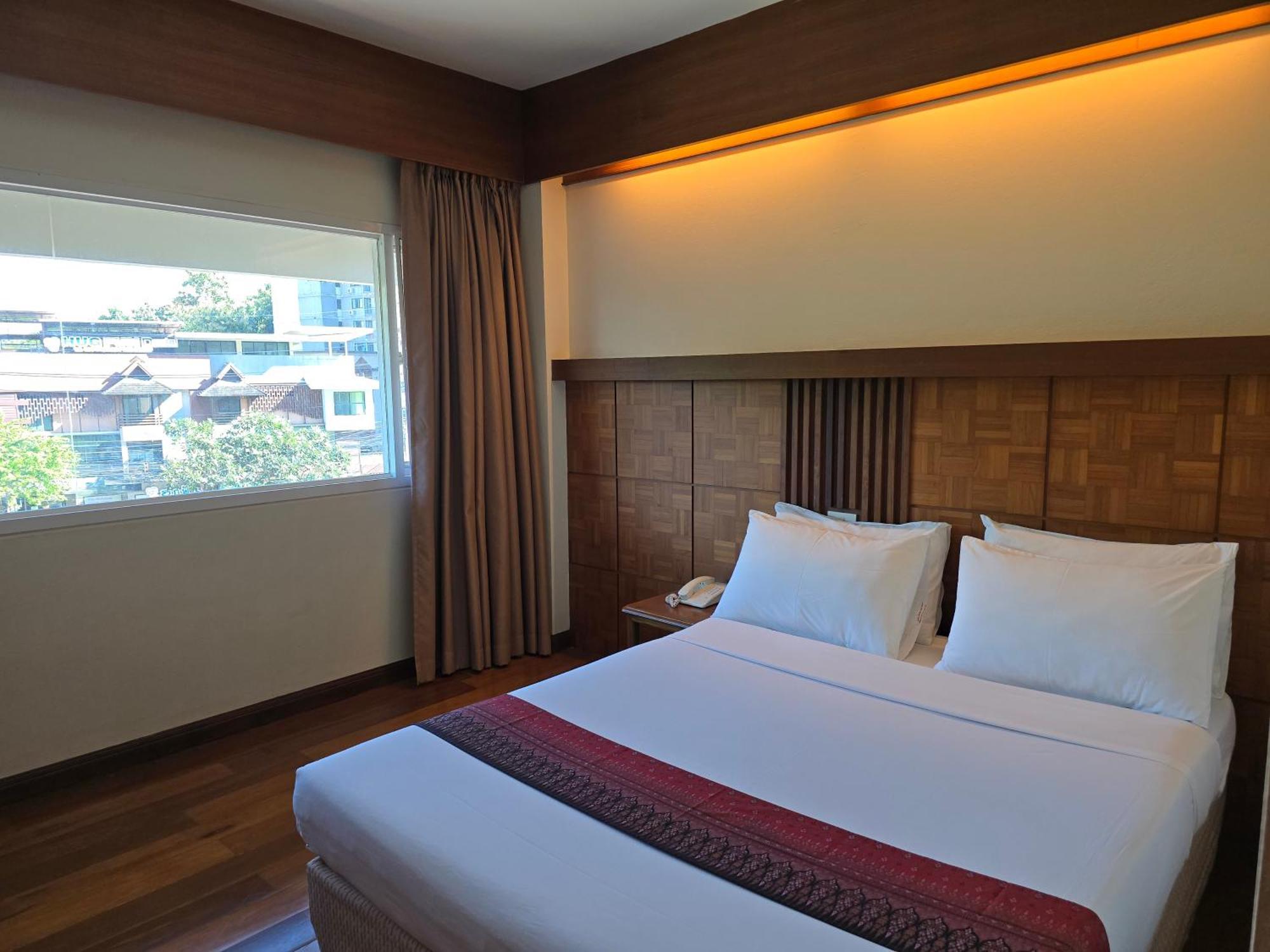 Chiang Mai Phucome Hotel Bagian luar foto