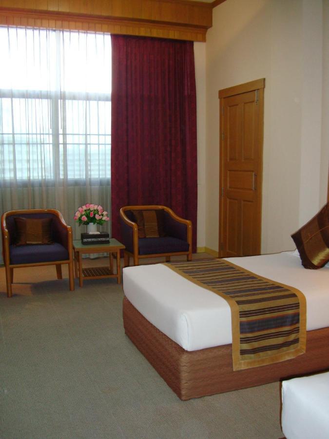 Chiang Mai Phucome Hotel Bagian luar foto